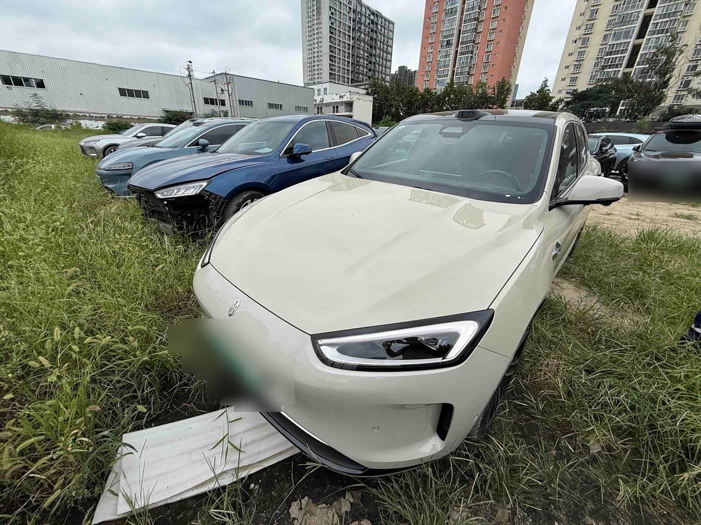 2023 AITO Wenjie AITO M5