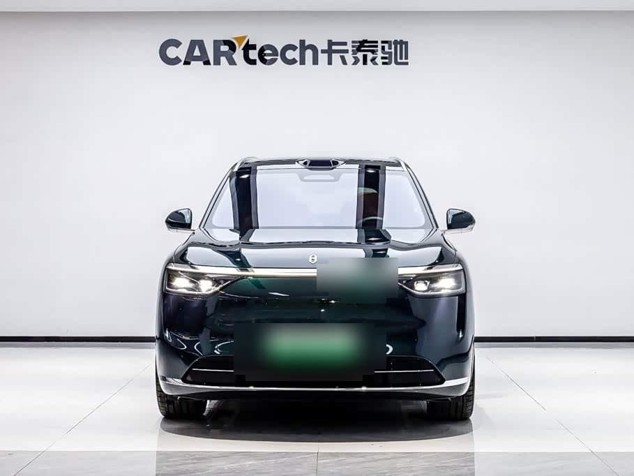 2025 AITO Wenjie AITO M8