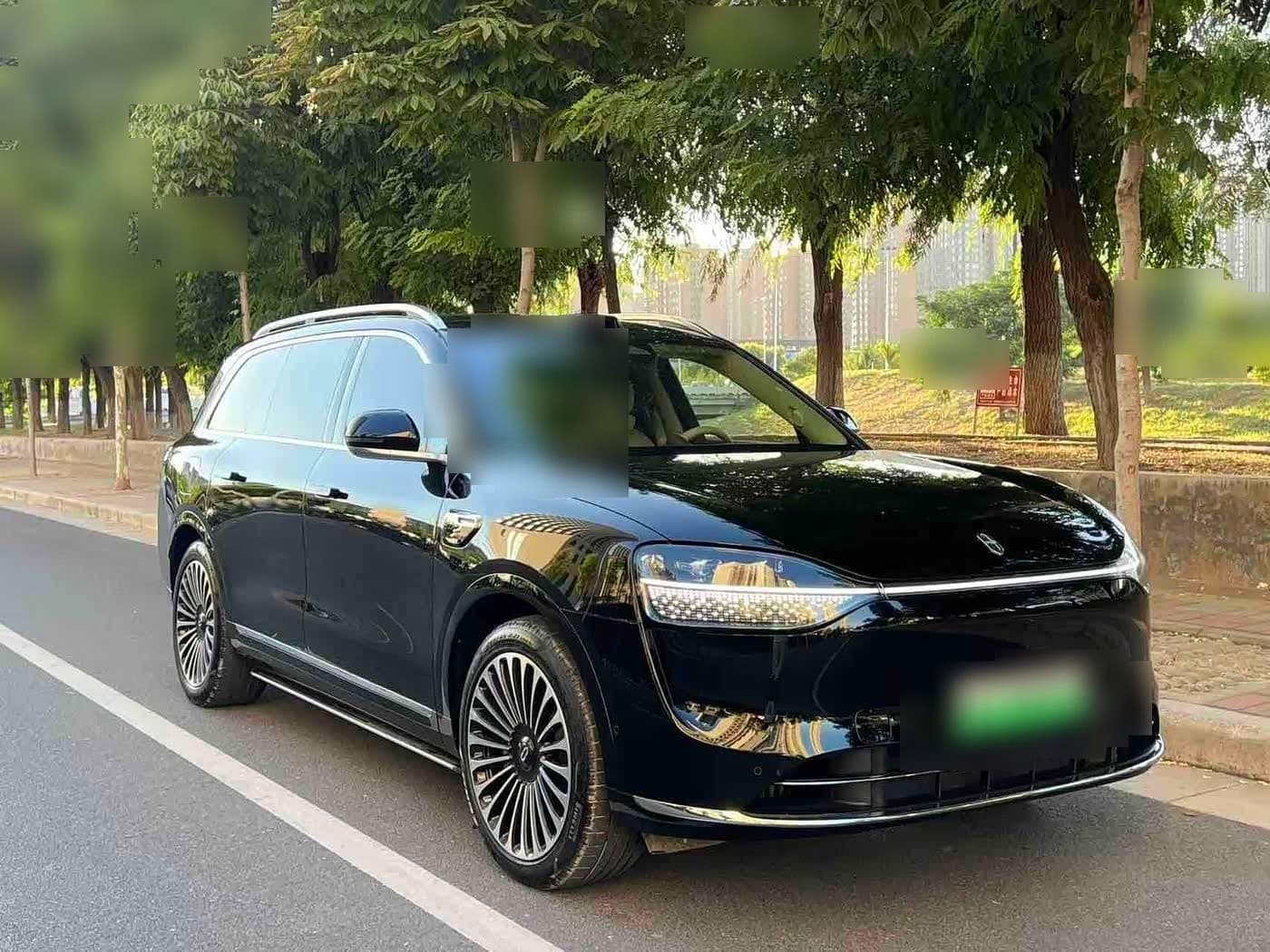 2025 AITO Wenjie AITO M9 front exterior