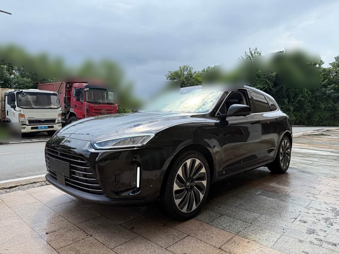 2022 AITO Wenjie AITO M5