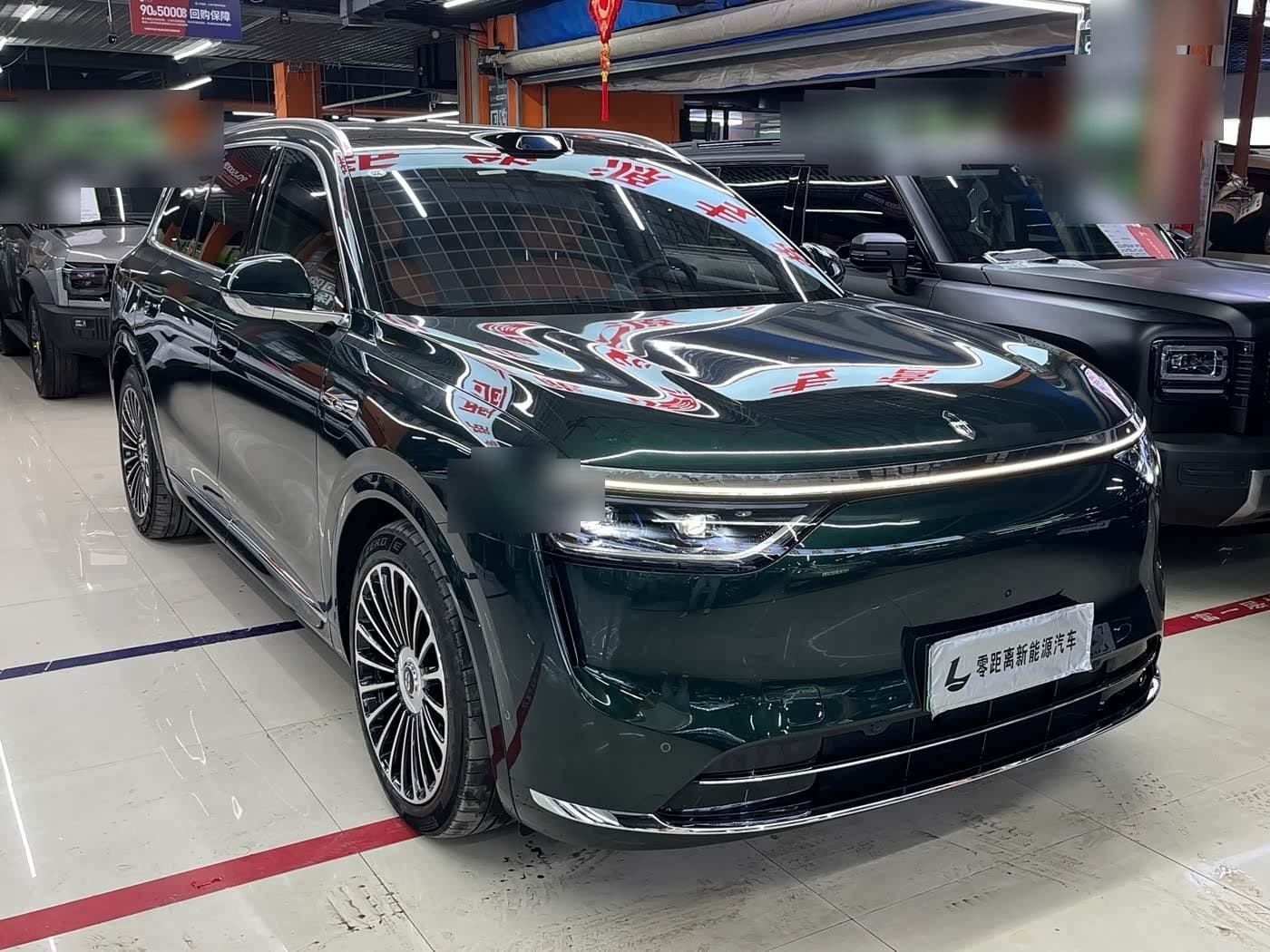 2025 AITO Wenjie AITO M8