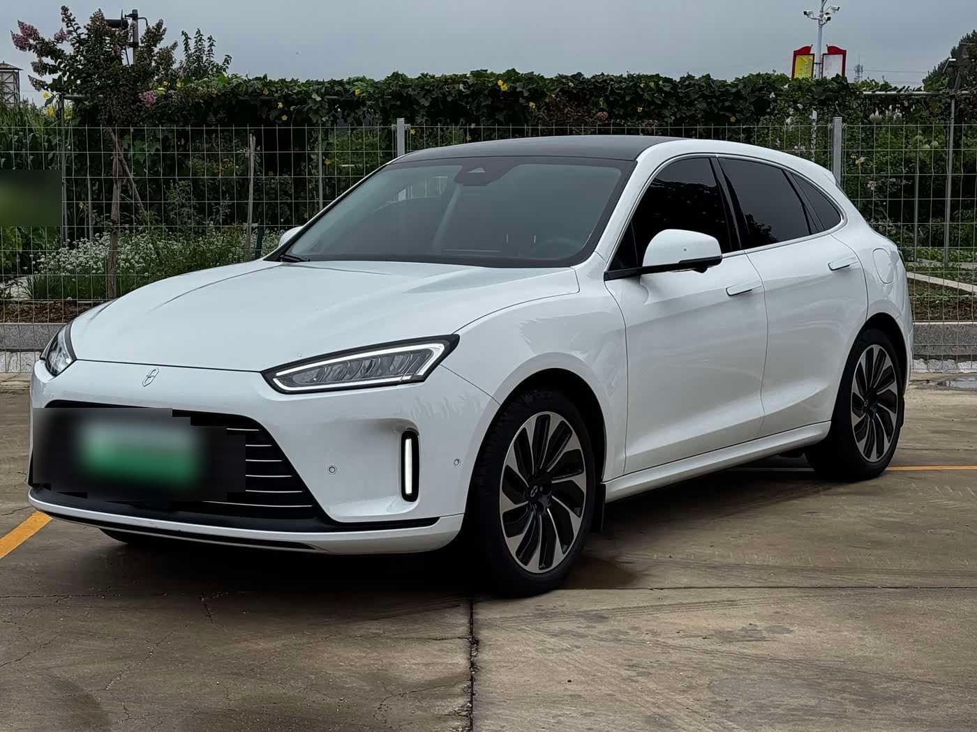 2022 AITO Wenjie AITO M5