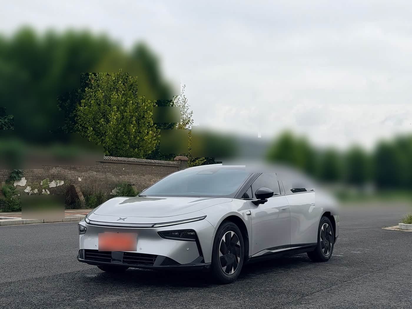 2024 XPeng P7+ front exterior