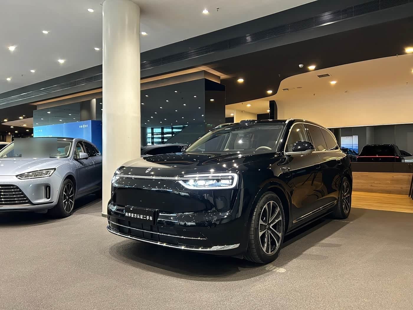 2025 AITO Wenjie AITO M7