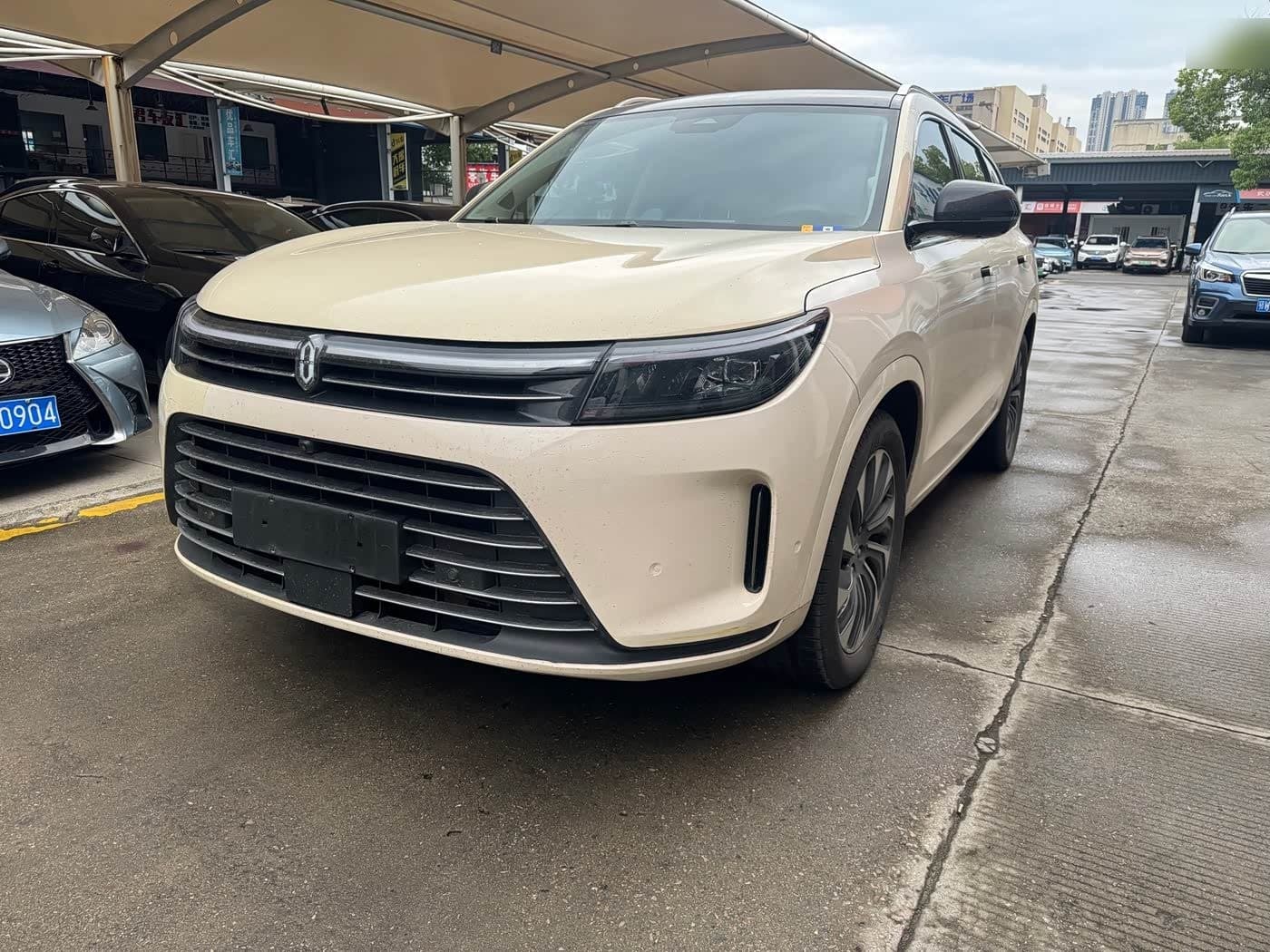 2022 AITO Wenjie AITO M7