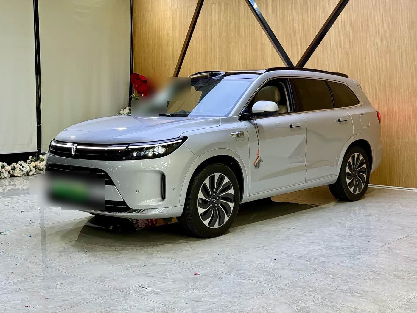 2023 AITO Wenjie AITO M7 front exterior