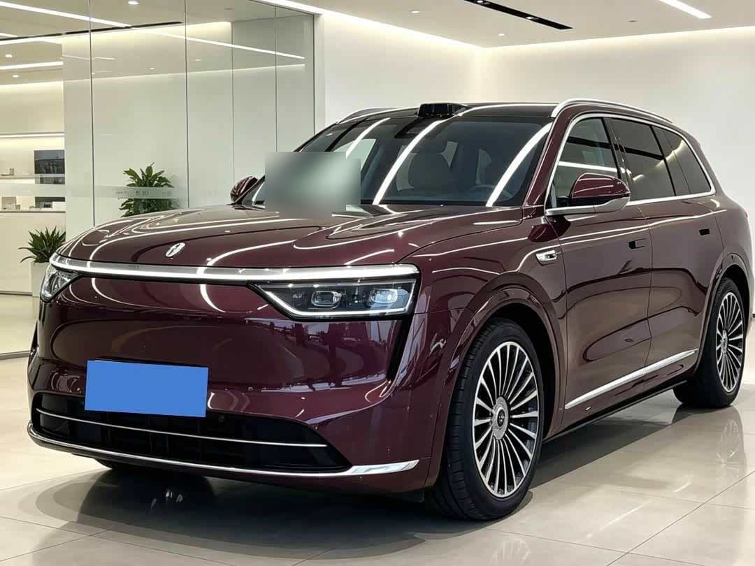 2025 AITO Wenjie AITO M8 front exterior