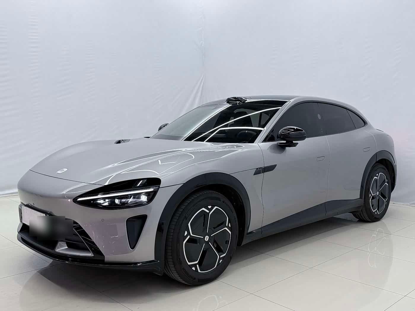 2025 Xiaomi Auto Xiaomi YU7 front exterior