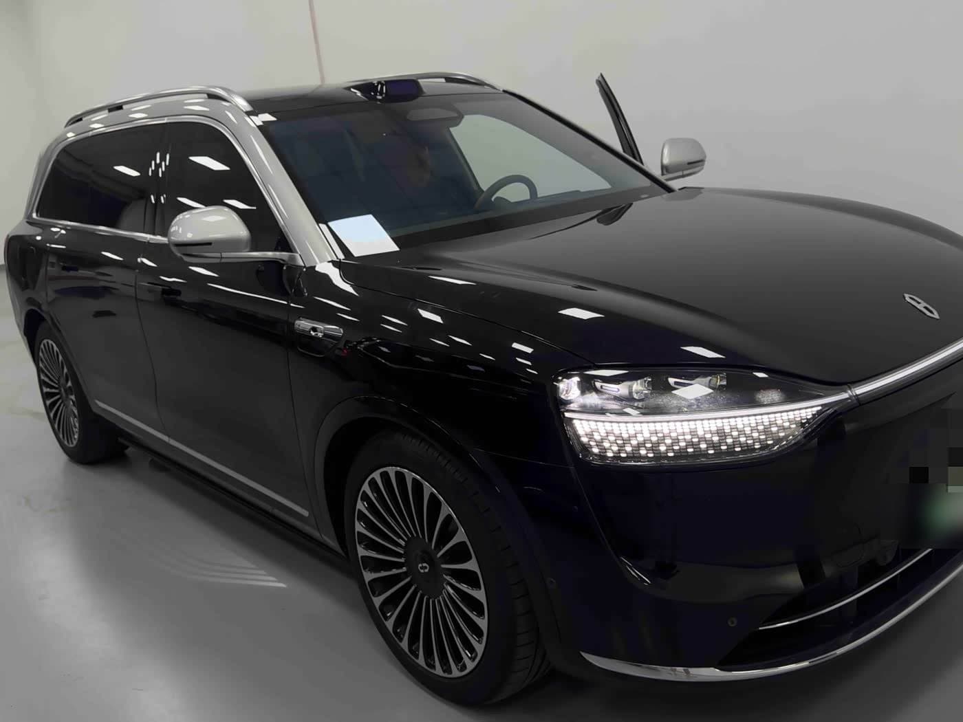 2024 AITO Wenjie AITO M9 front exterior