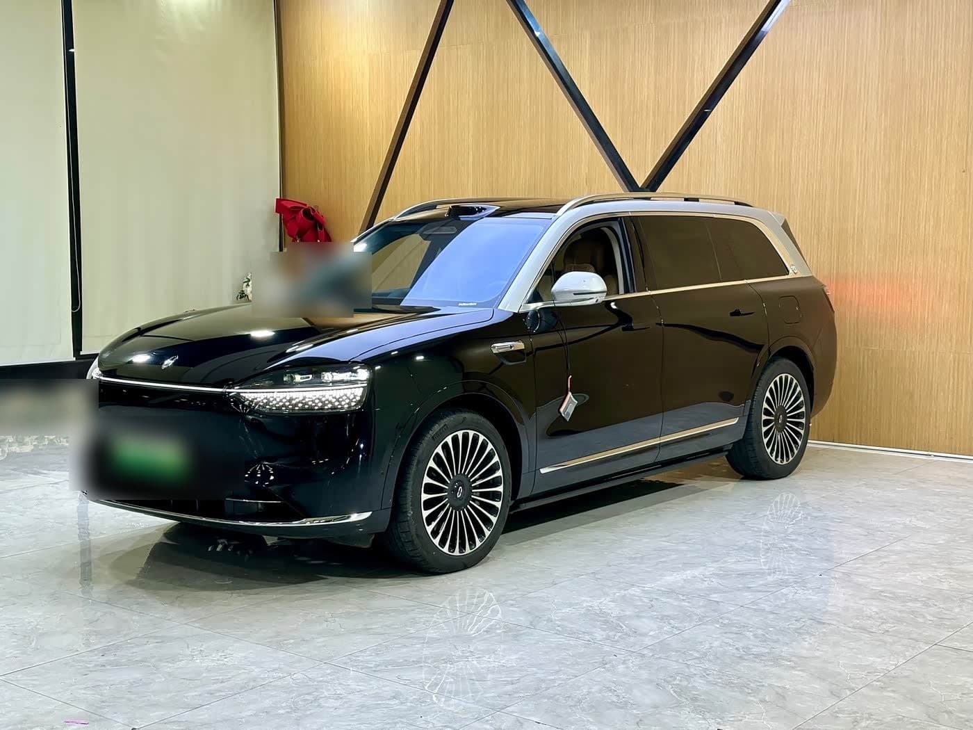 2025 AITO Wenjie AITO M9 front exterior