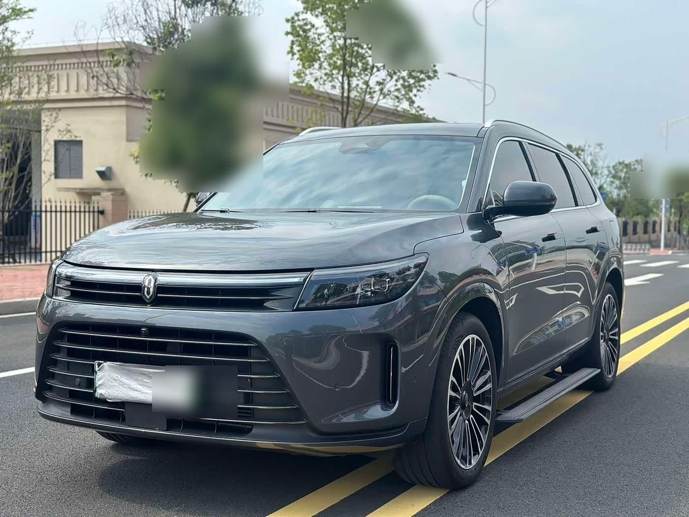 2023 AITO Wenjie AITO M7 front exterior