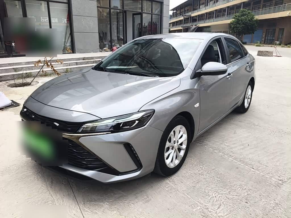 2022 Chevrolet Monza front exterior