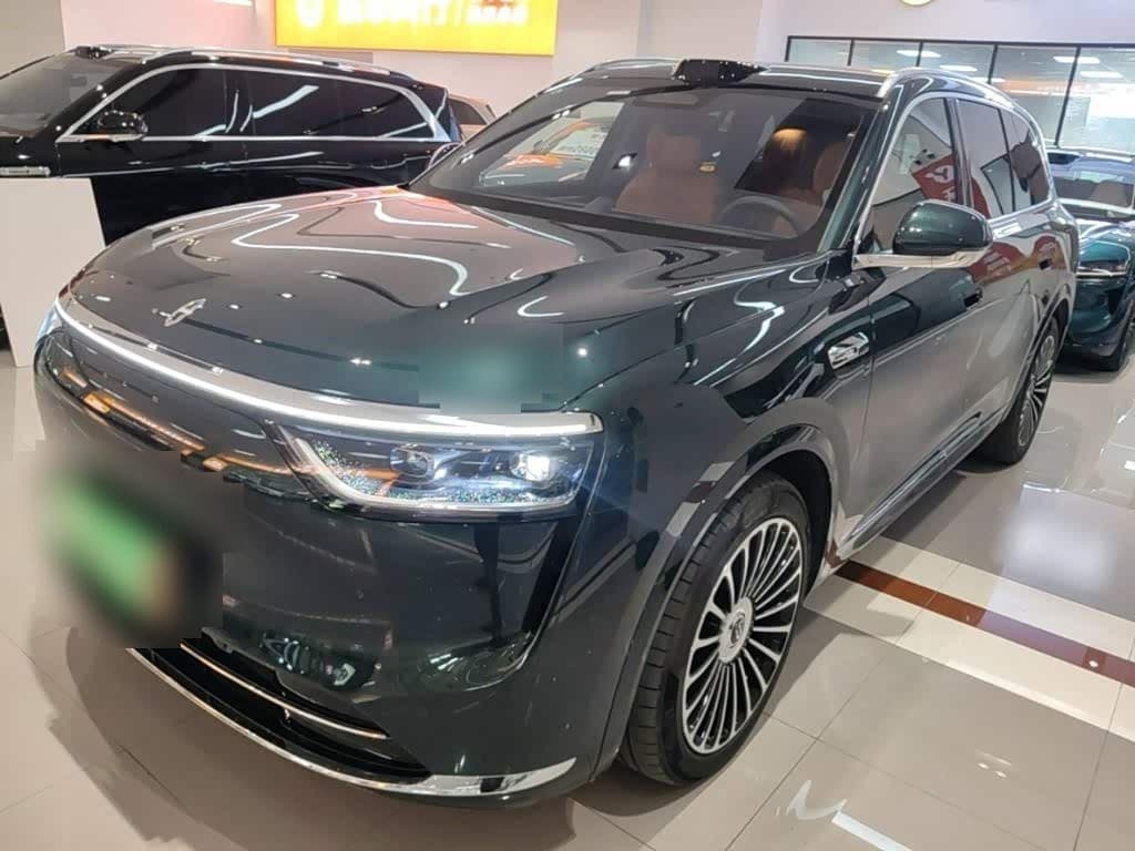 2025 AITO Wenjie AITO M8 front exterior