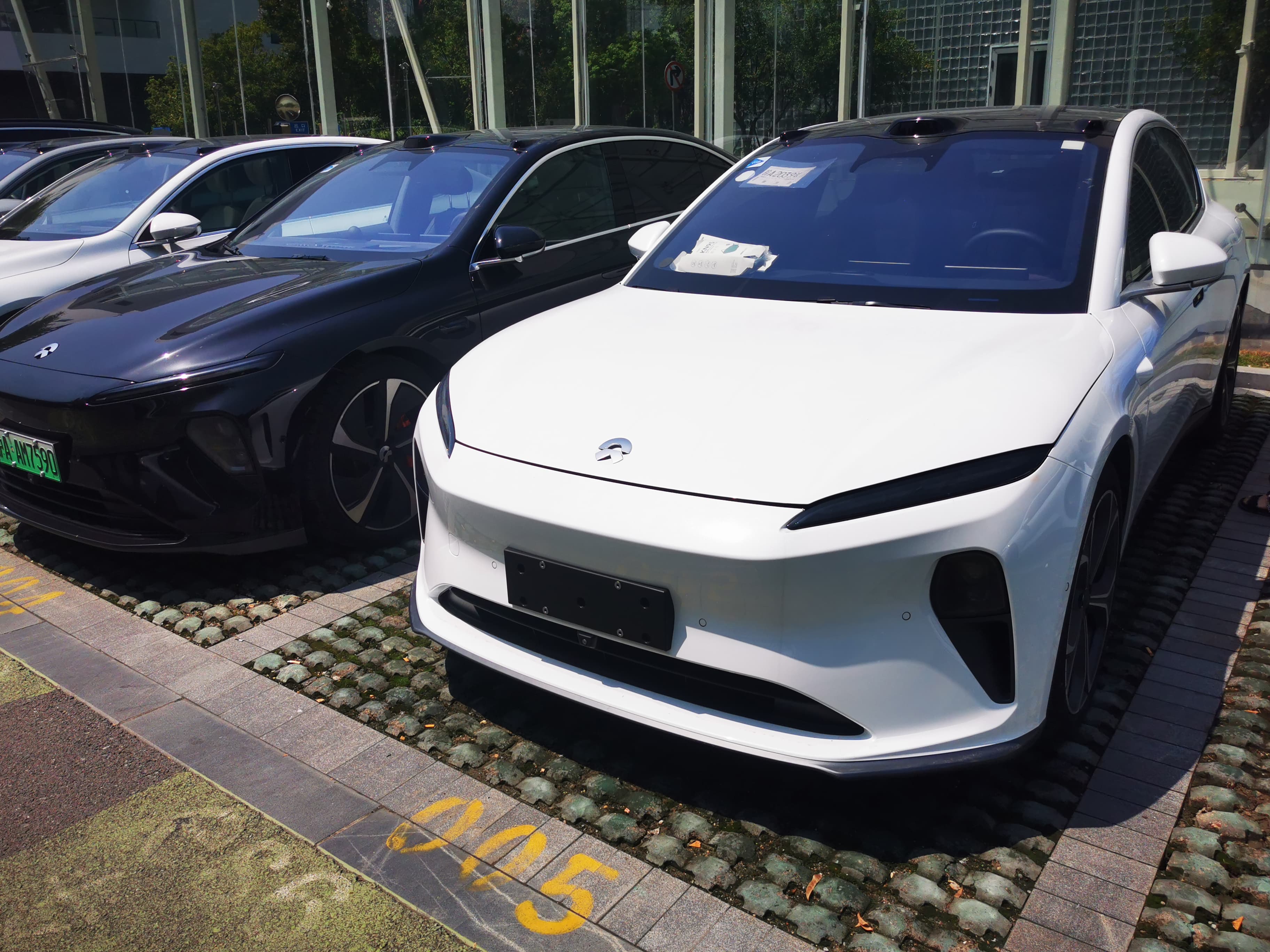NIO ET5